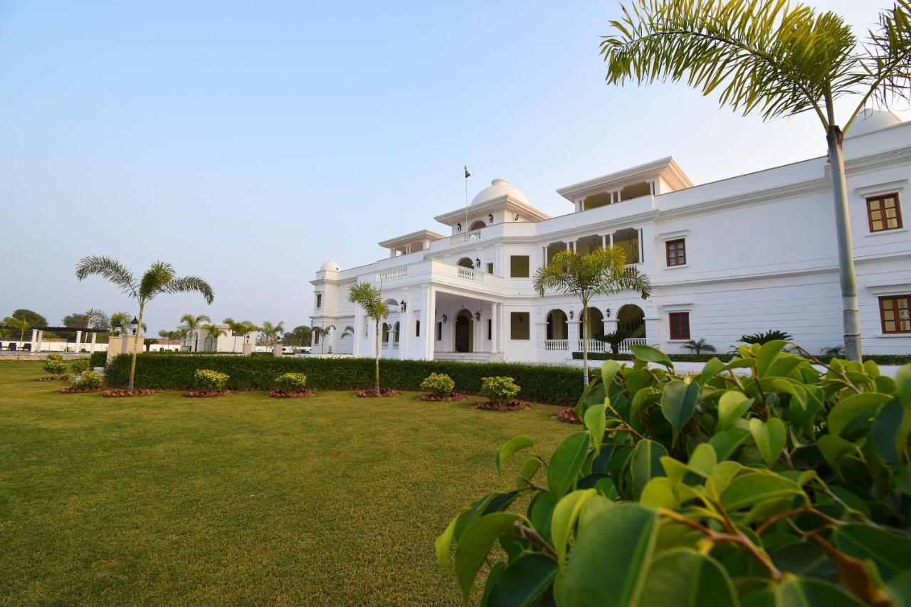 Foto - Umaid Farm Resort - A Legacy Vintage Stay in Jaipur