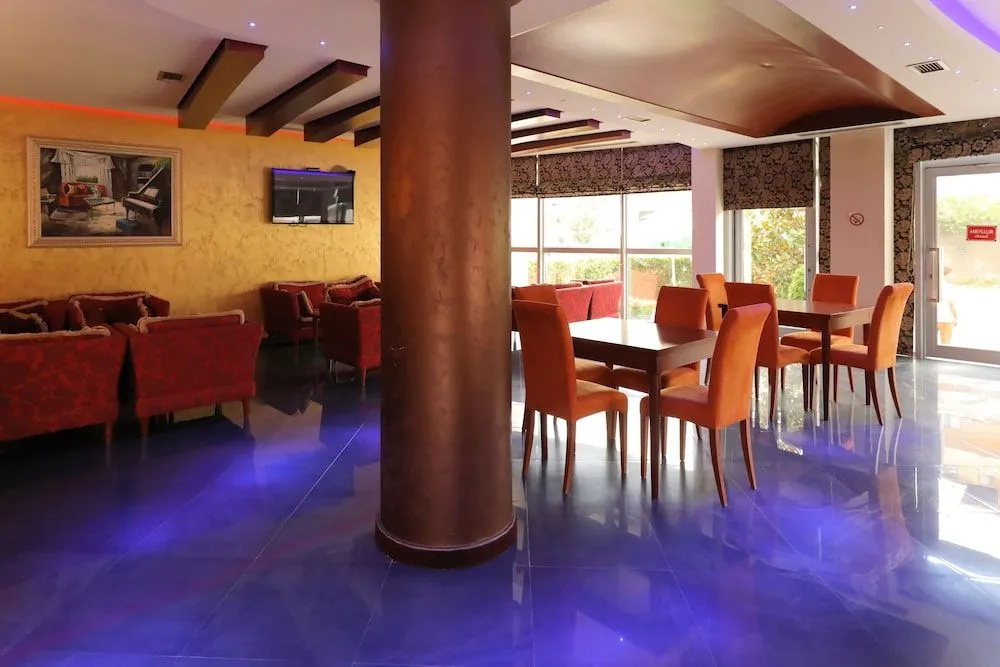 Photo - Hotel Gjuta