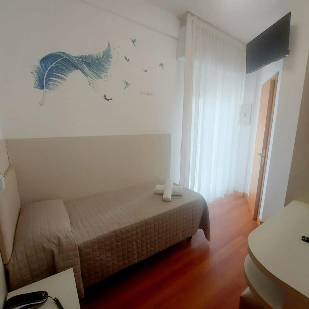 Photo - Hotel Monica