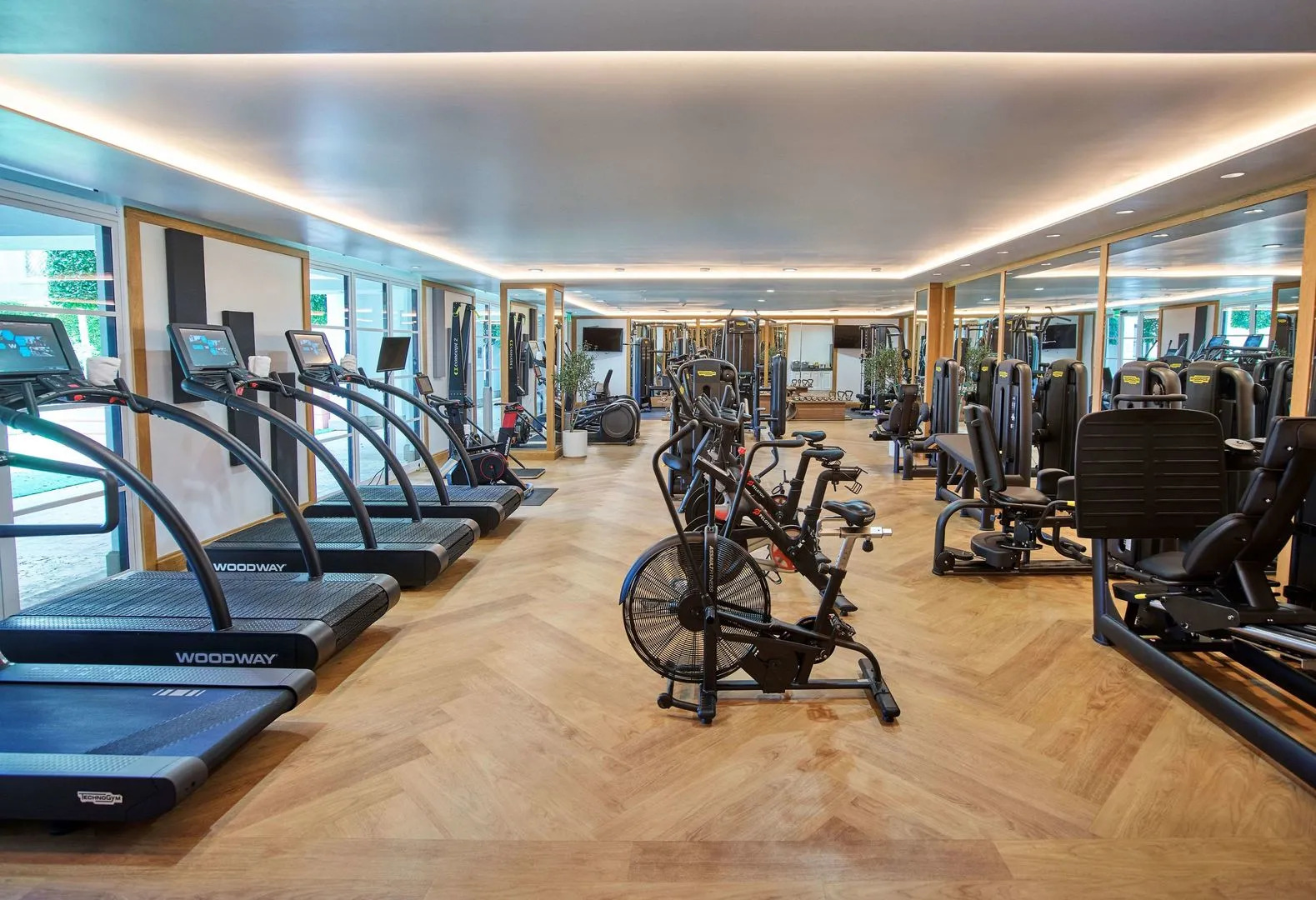 Photo - The Maybourne Beverly Hills, Maybourne