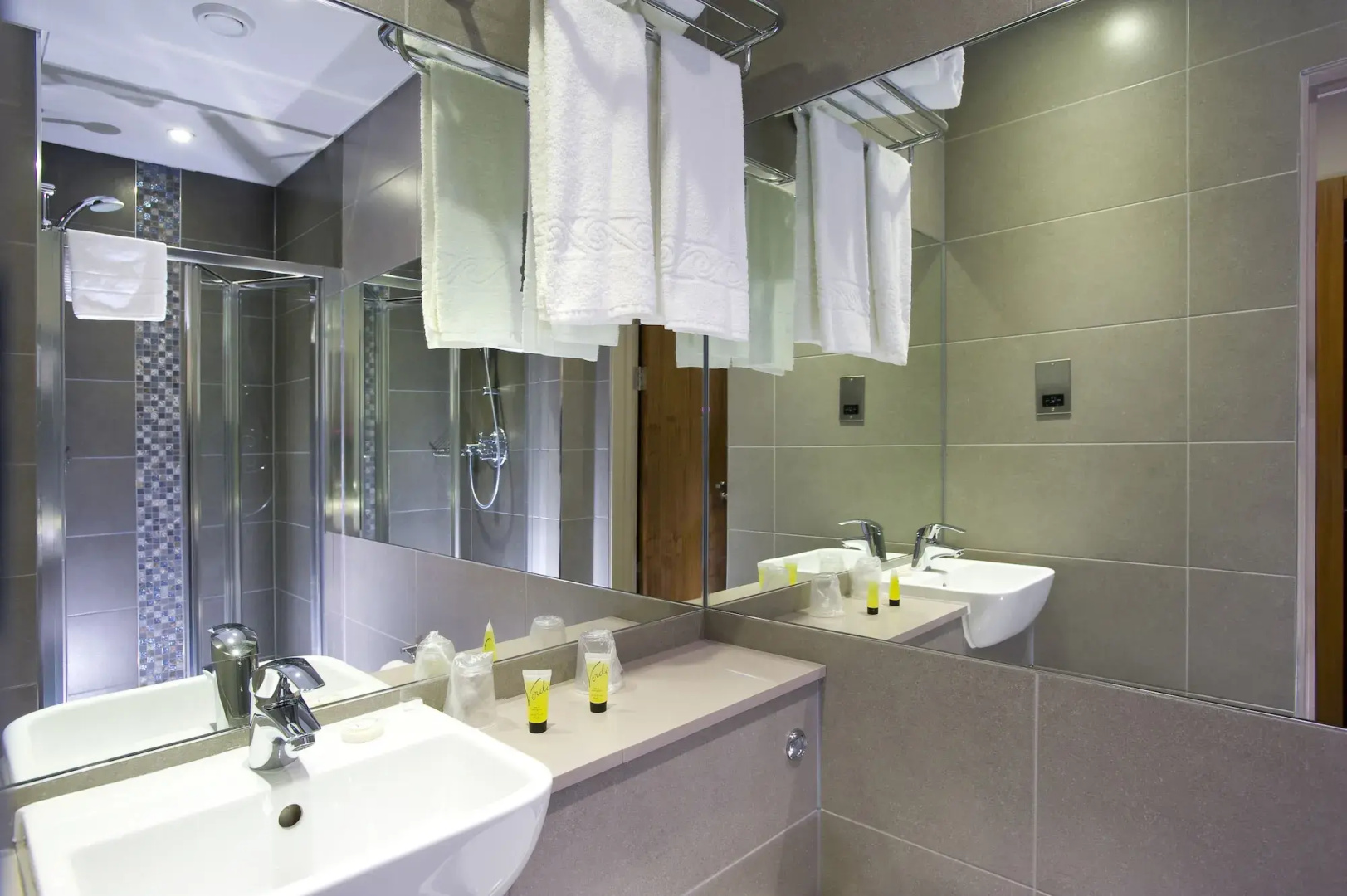 Foto - London Court Hotel