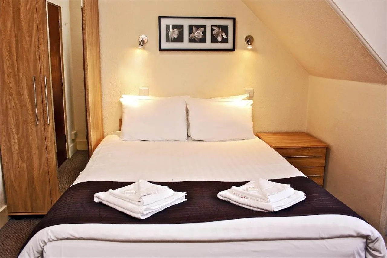 Photo - Central Hotel