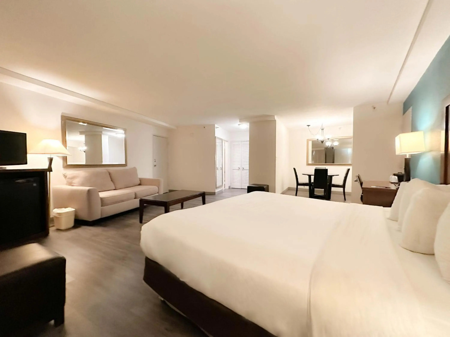 Photo - The Adventure Hotel by the Parks