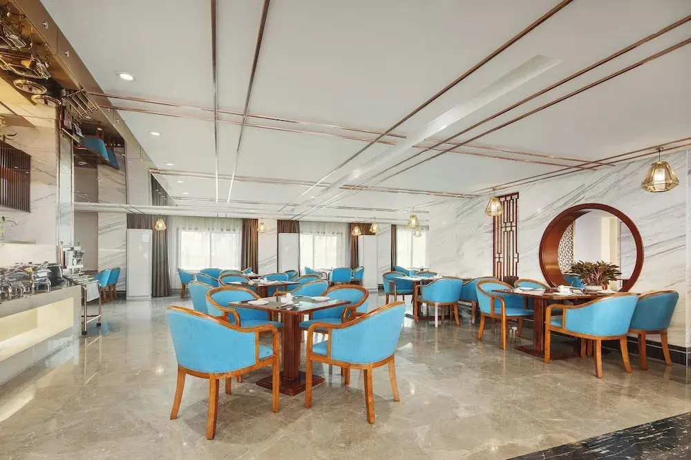 Photo - Rose Garden International Hotel
