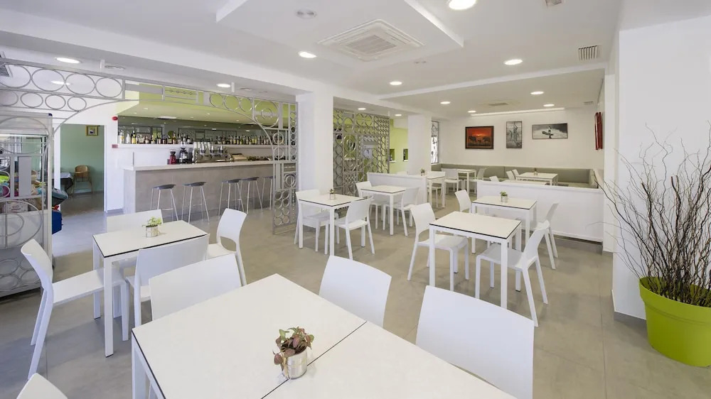 Photo - Casual Bahía Ibiza