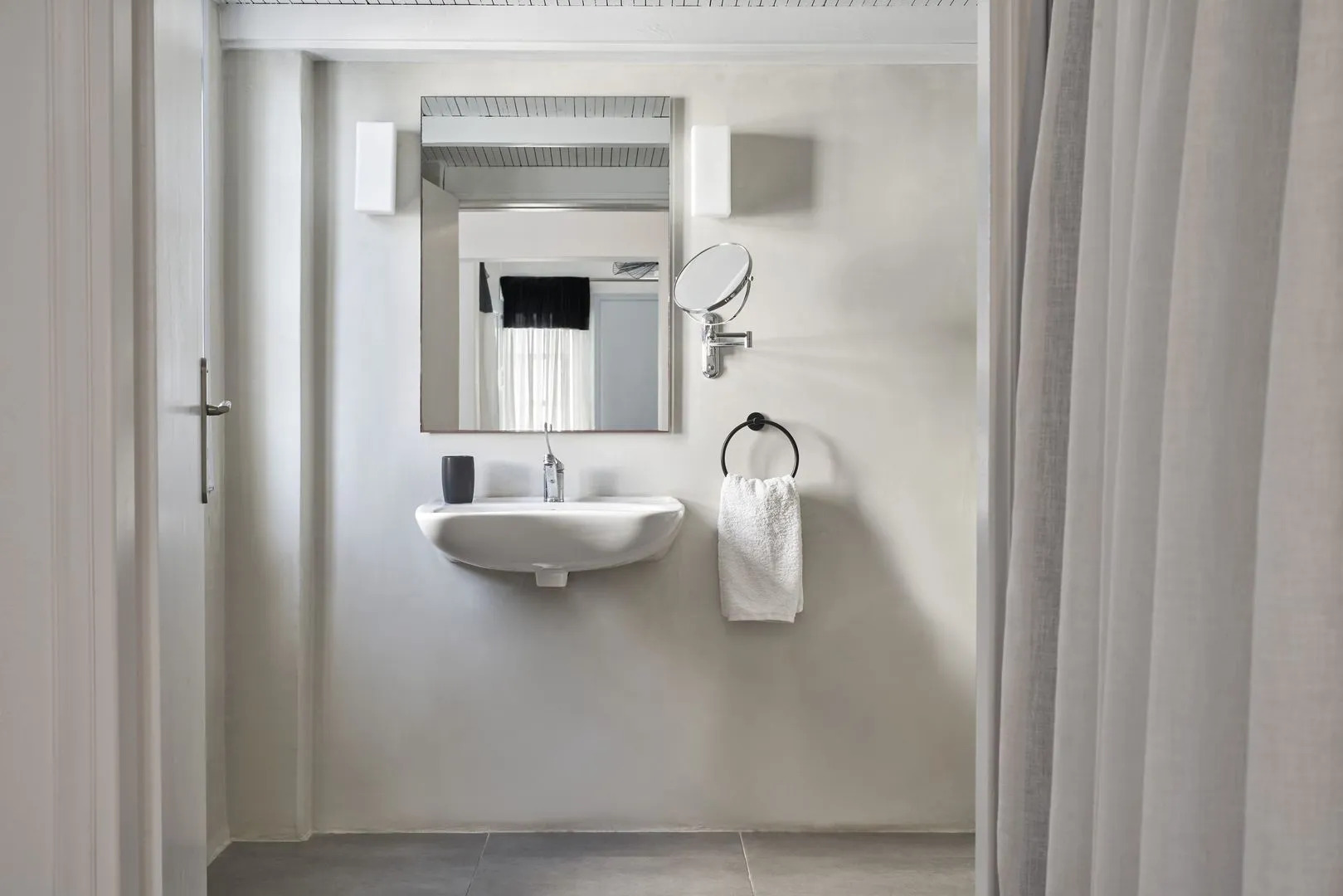 Photo - Mr and Mrs White Oia - Santorini