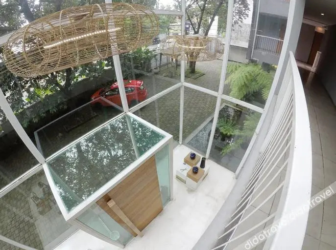 2510 Urban Living