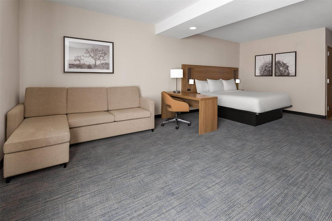 Photo - La Quinta Inn & Suites by Wyndham Phoenix West / Glendale
