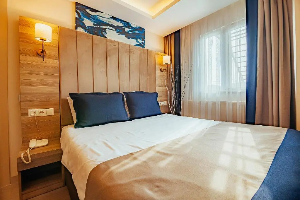 Photo - The Milltown Hotel