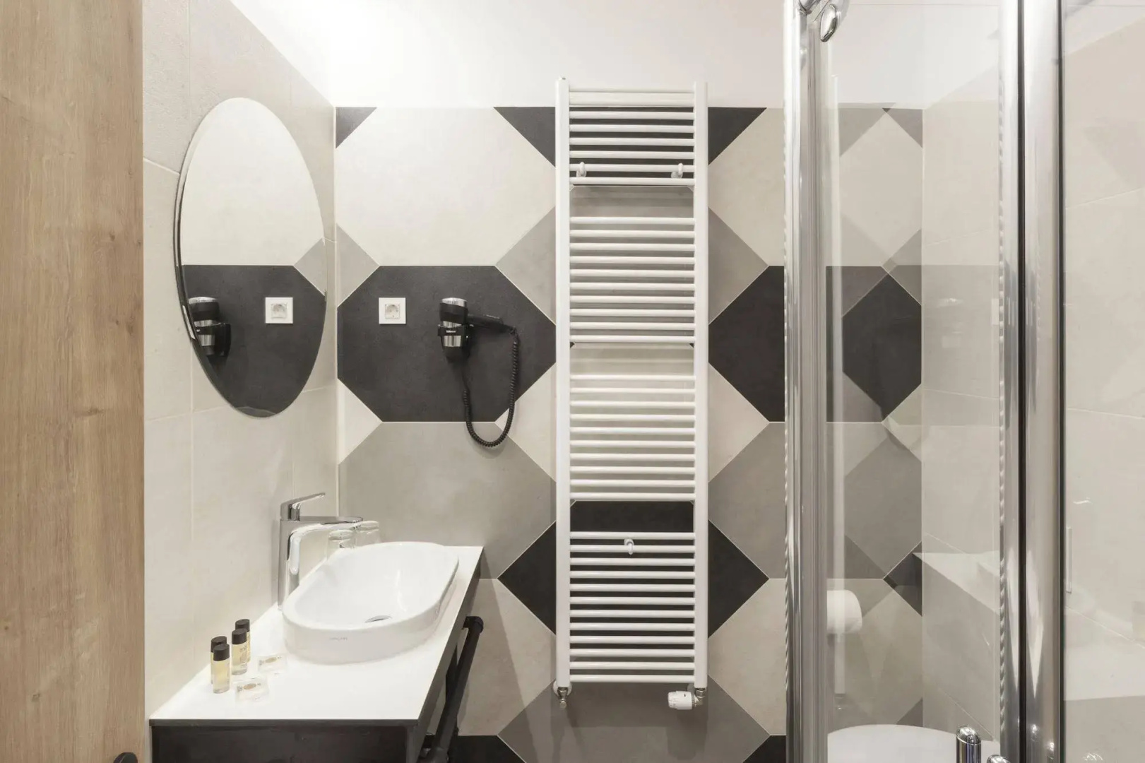 Photo - The Loop Hotel