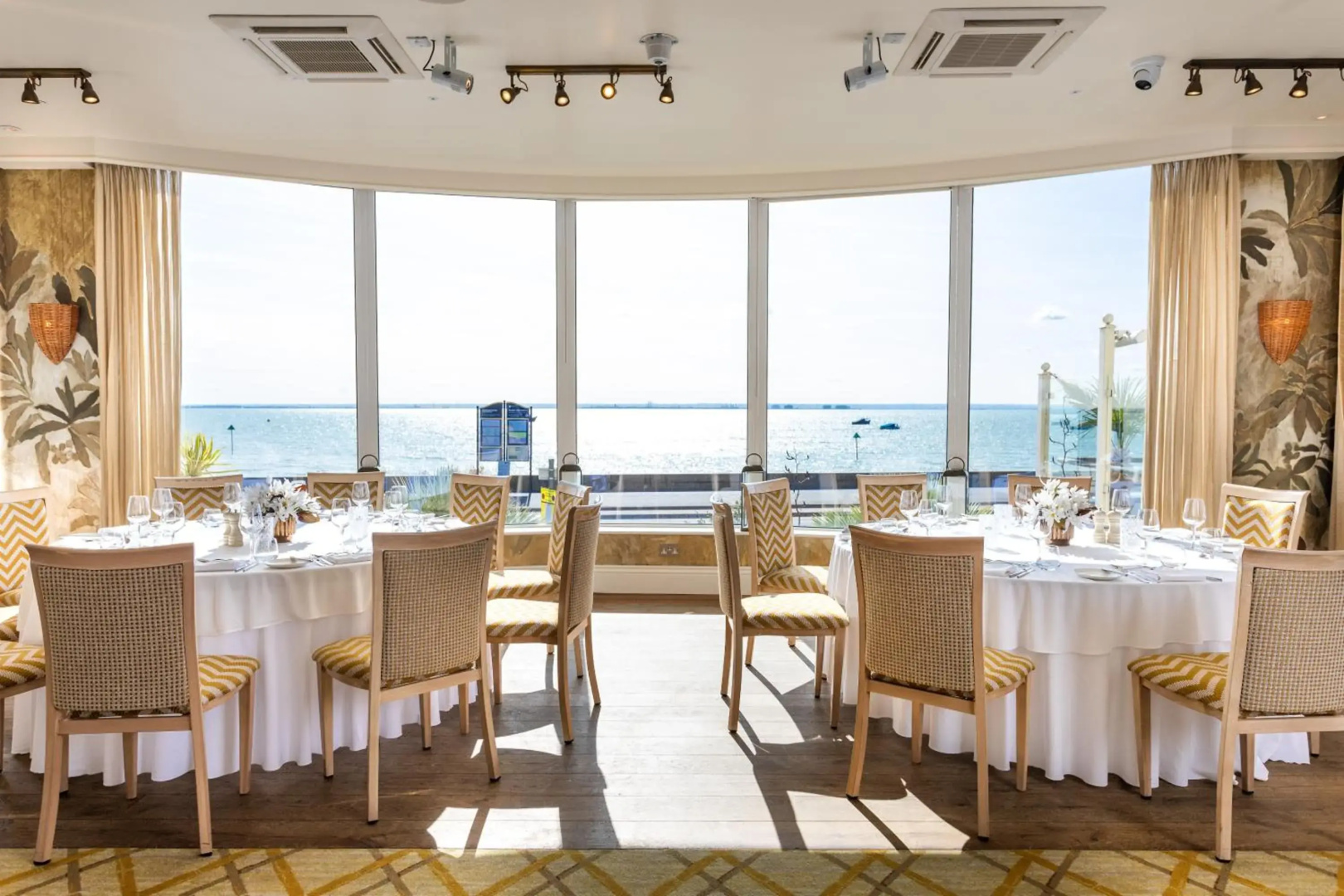 Foto - Roslin Beach Hotel