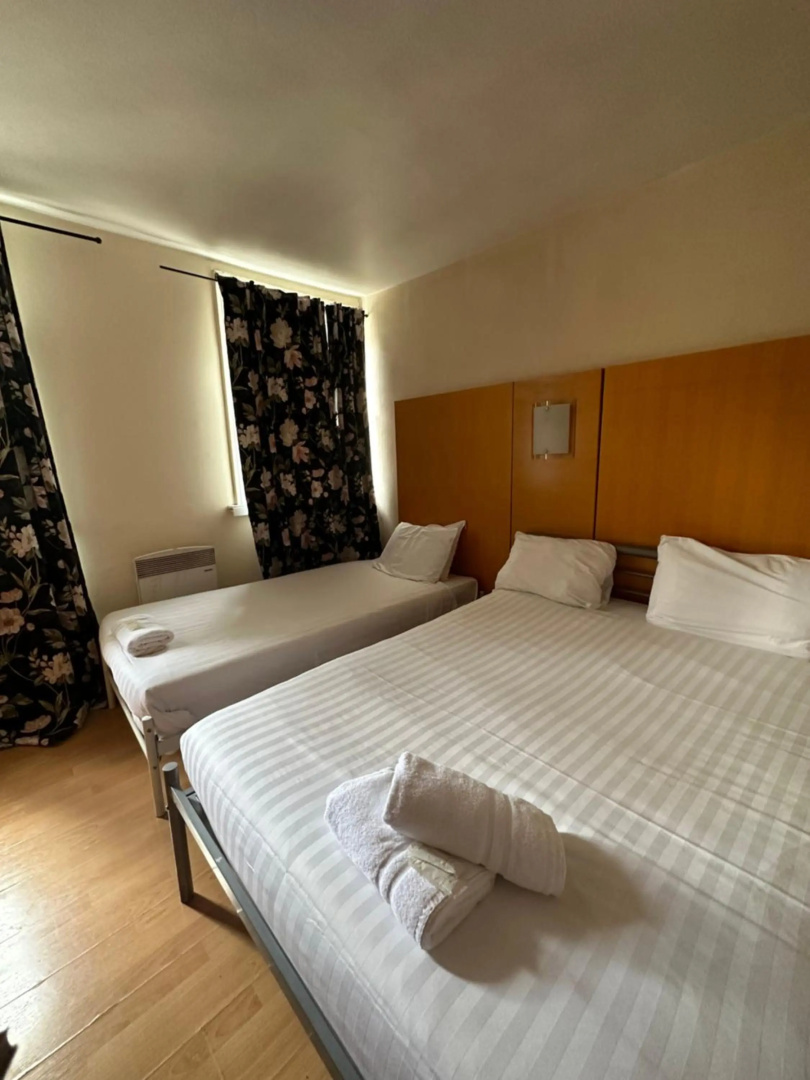 Photo - Berkeley Court Hotel