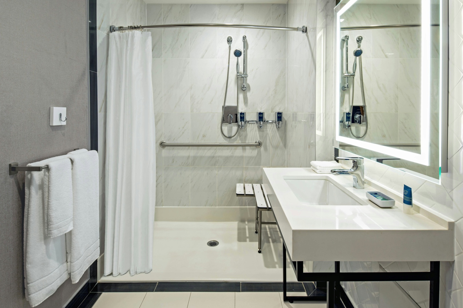 Photo - Four Points by Sheraton Manhattan Midtown West