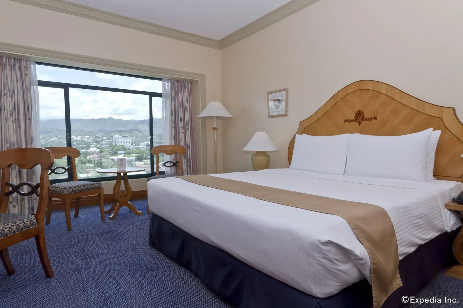 Foto - Waterfront Cebu City Hotel & Casino