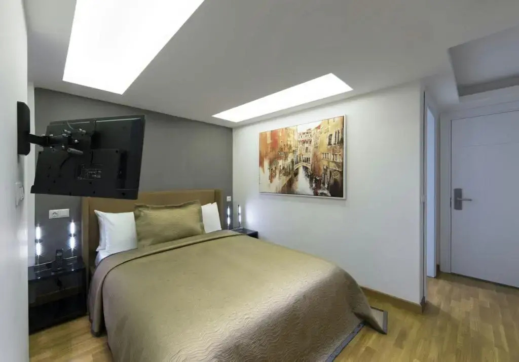 Photo - The Place Suit & Apartments