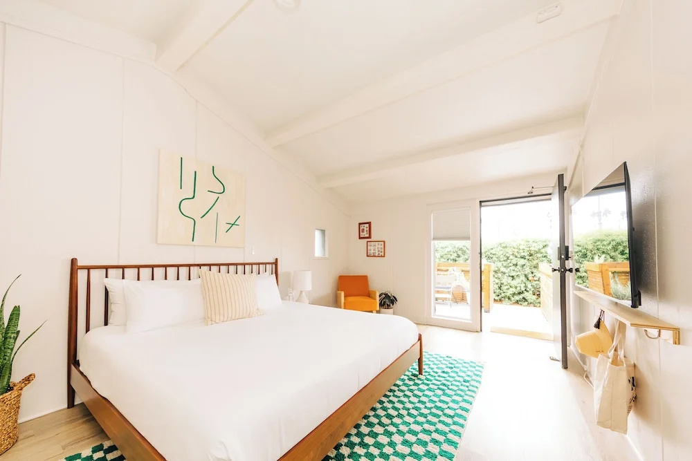 Photo - The Green Room Hotel