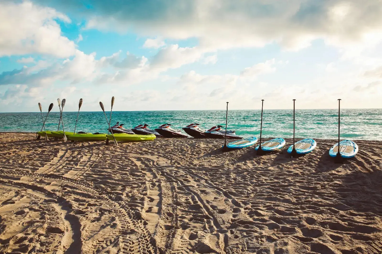 Foto - Aqua Hotel & Suites
