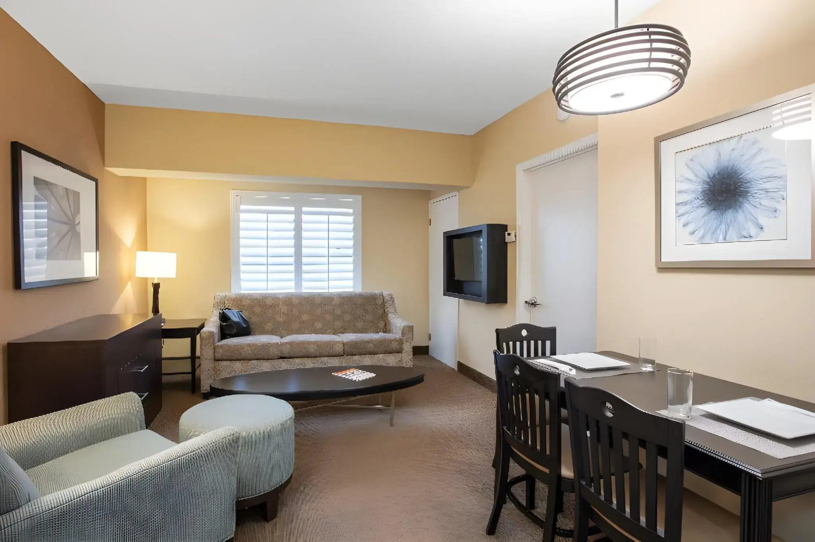 Photo - staySky Suites I-Drive Orlando Near Universal