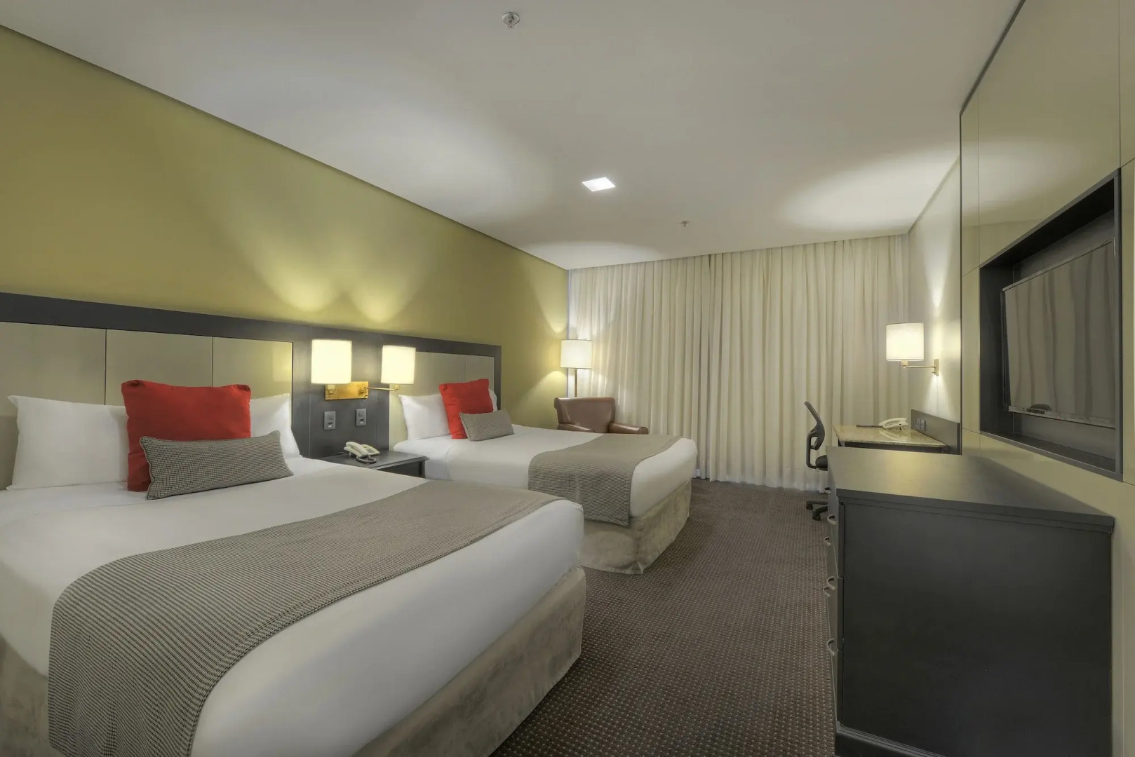 Foto - Hotel Deville Prime Porto Alegre