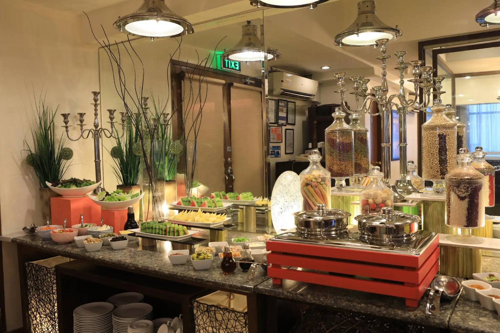 Photo - The Malayan Plaza Hotel