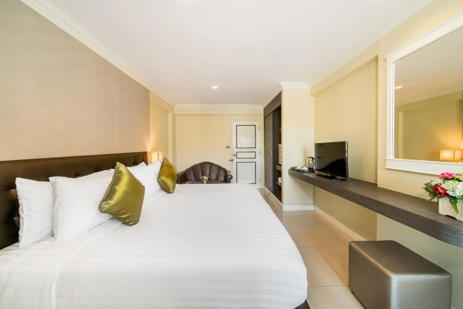 Foto - The Niran Grand Hotel