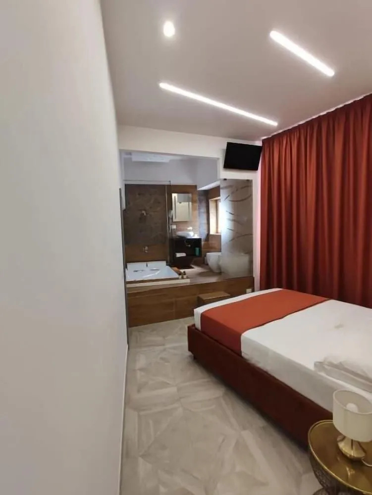 Photo - Luxury