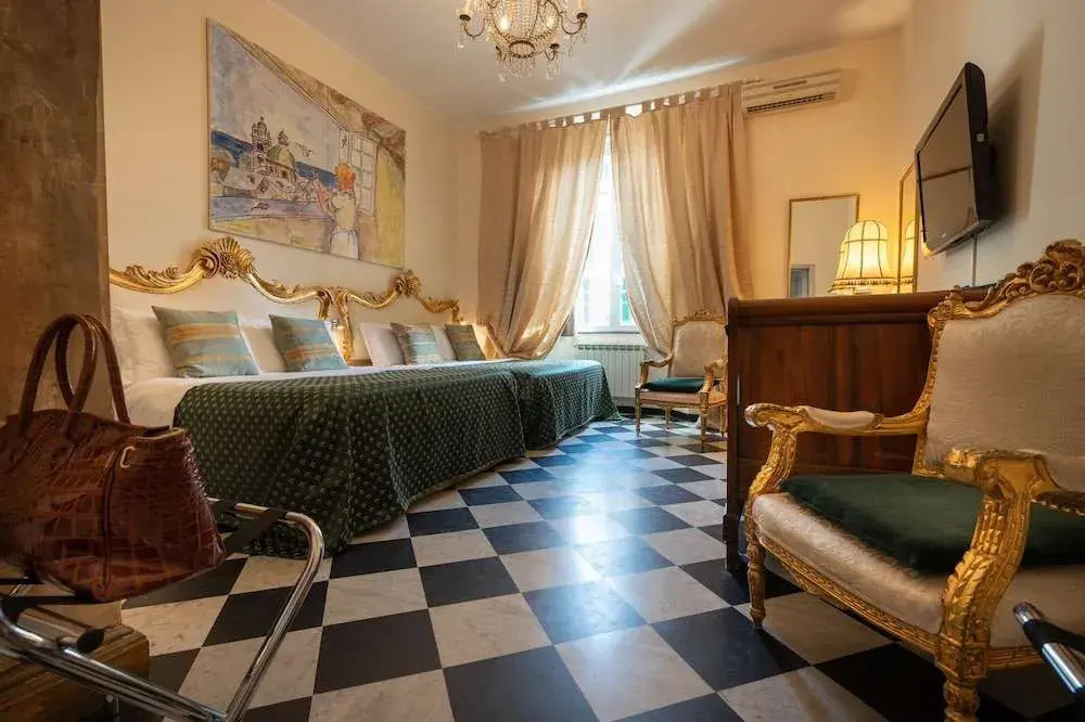 Foto - Morali Palace