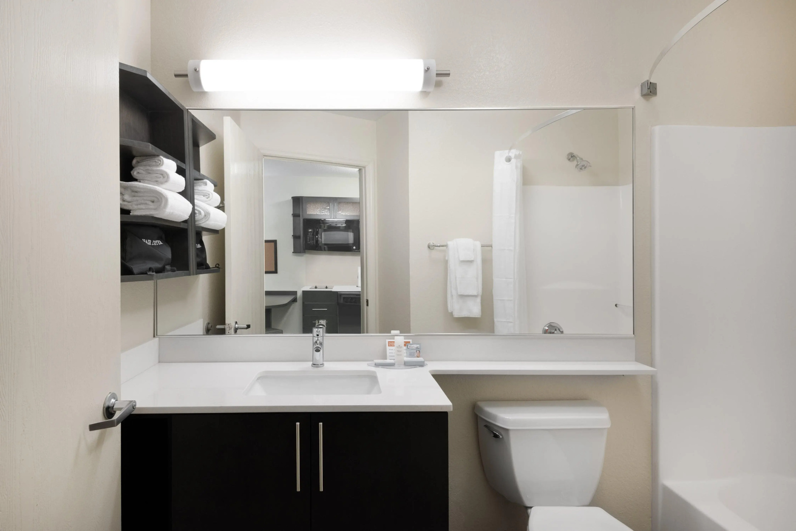 Photo - Candlewood Suites - Charlotte - Arrowood by IHG