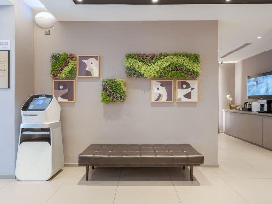 Home Inn Selected (Hangzhou Wulin Square Stadium Road)