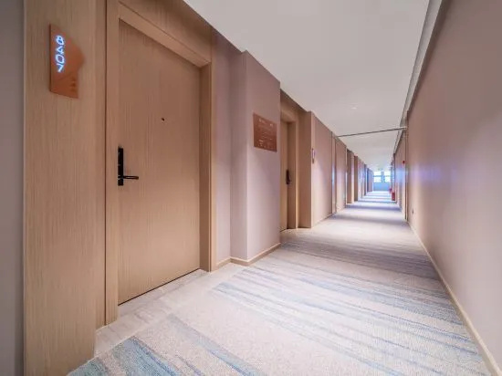 Kyriad Hotel Chongqing Liangjiang water and soil Xin cheng branch