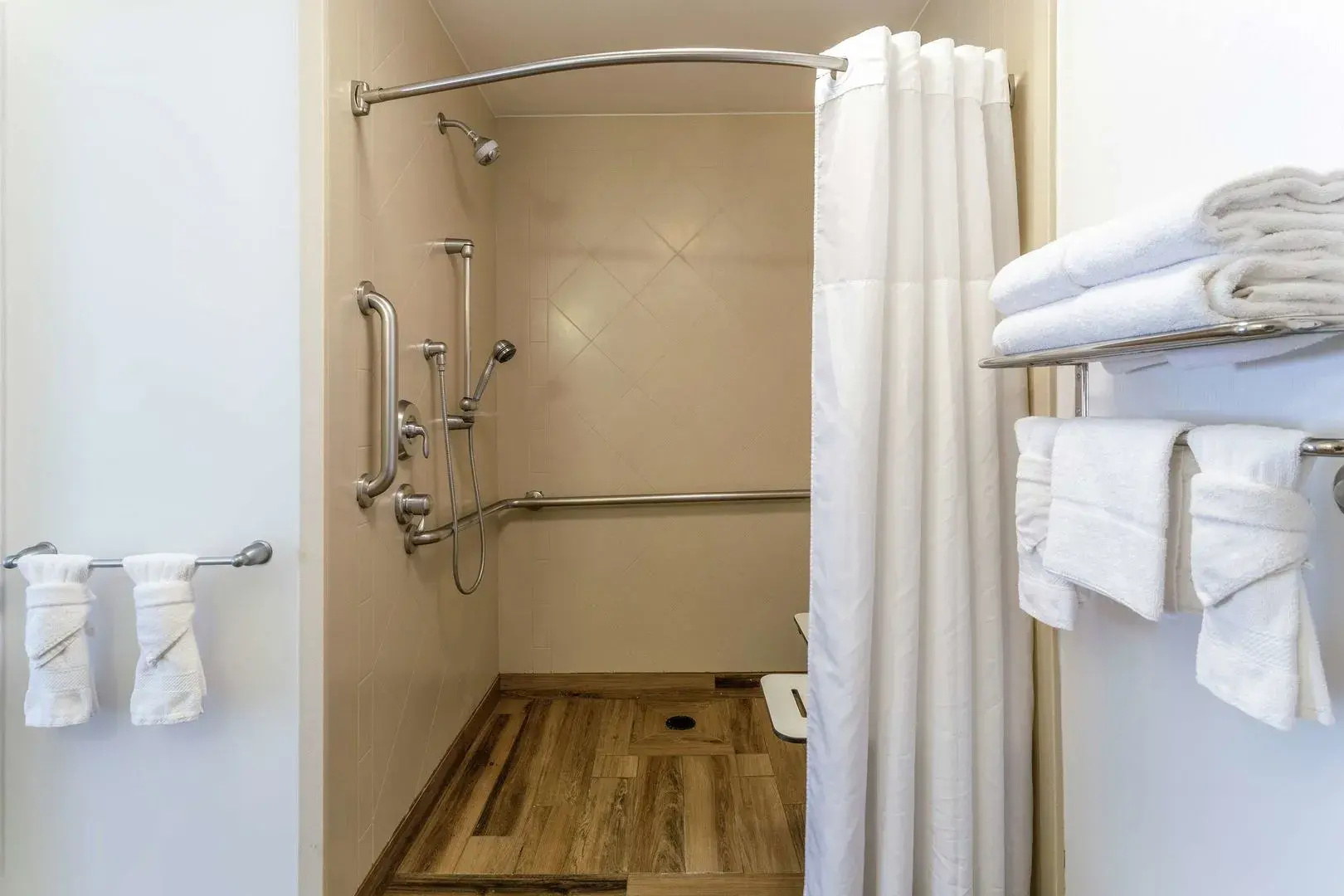 Photo - Hampton Inn & Suites Chicago-Libertyville