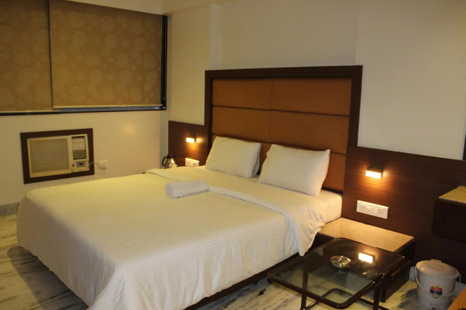 Foto - Pravasi Residency