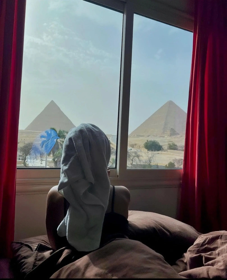 Photo - Pyramids