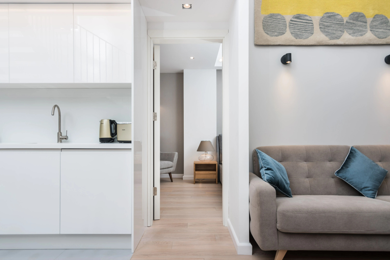 Photo - Venetian House Market Square Aparthotel