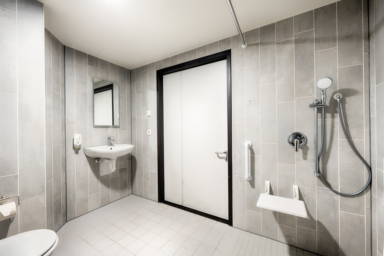Foto - ibis Salzburg Nord