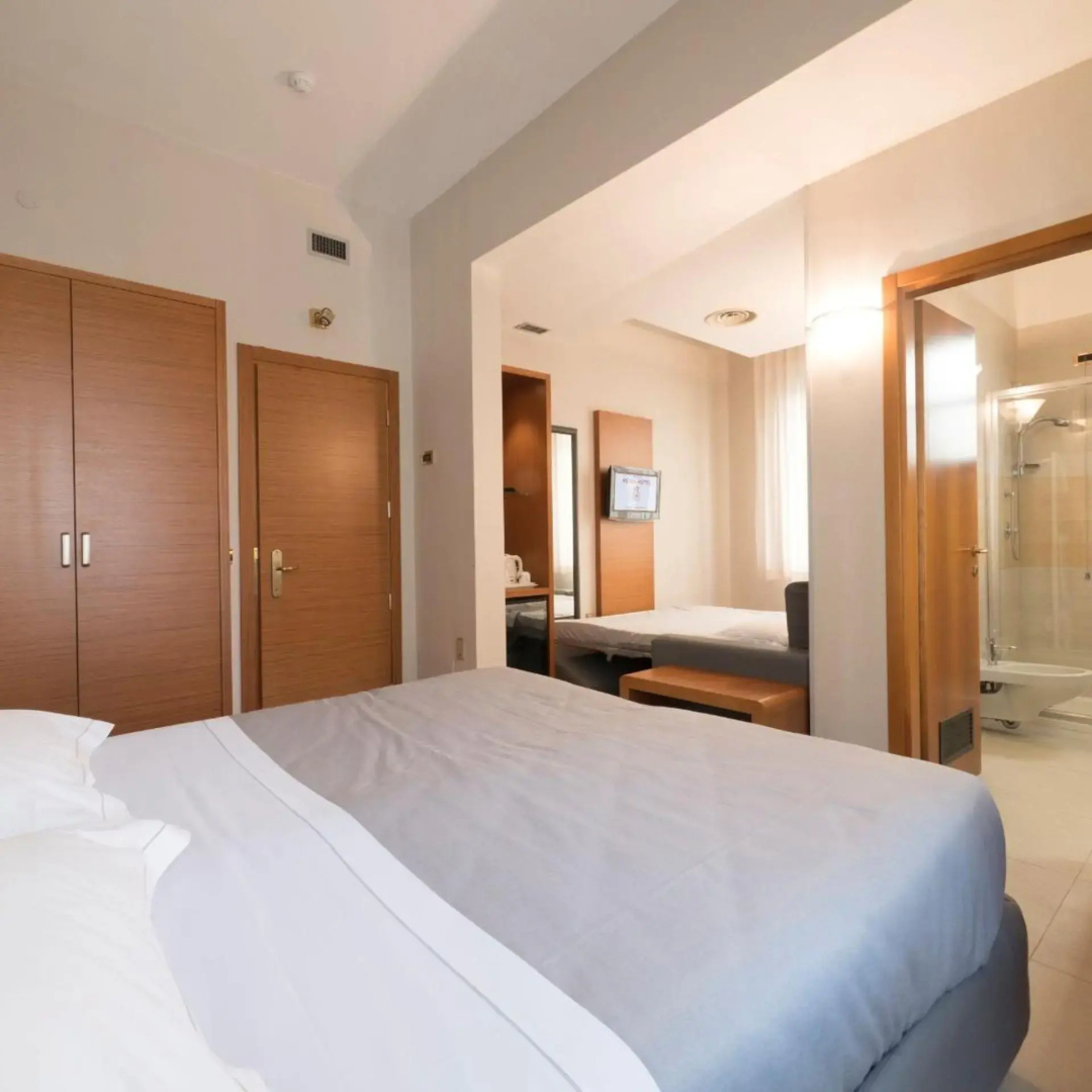 Photo - Astra Hotel