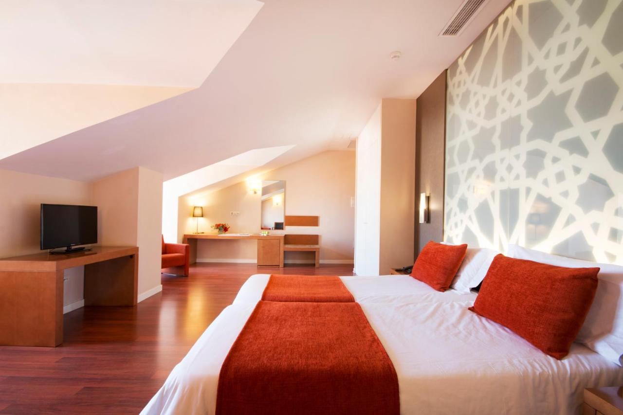Photo - Hotel Granada Palace
