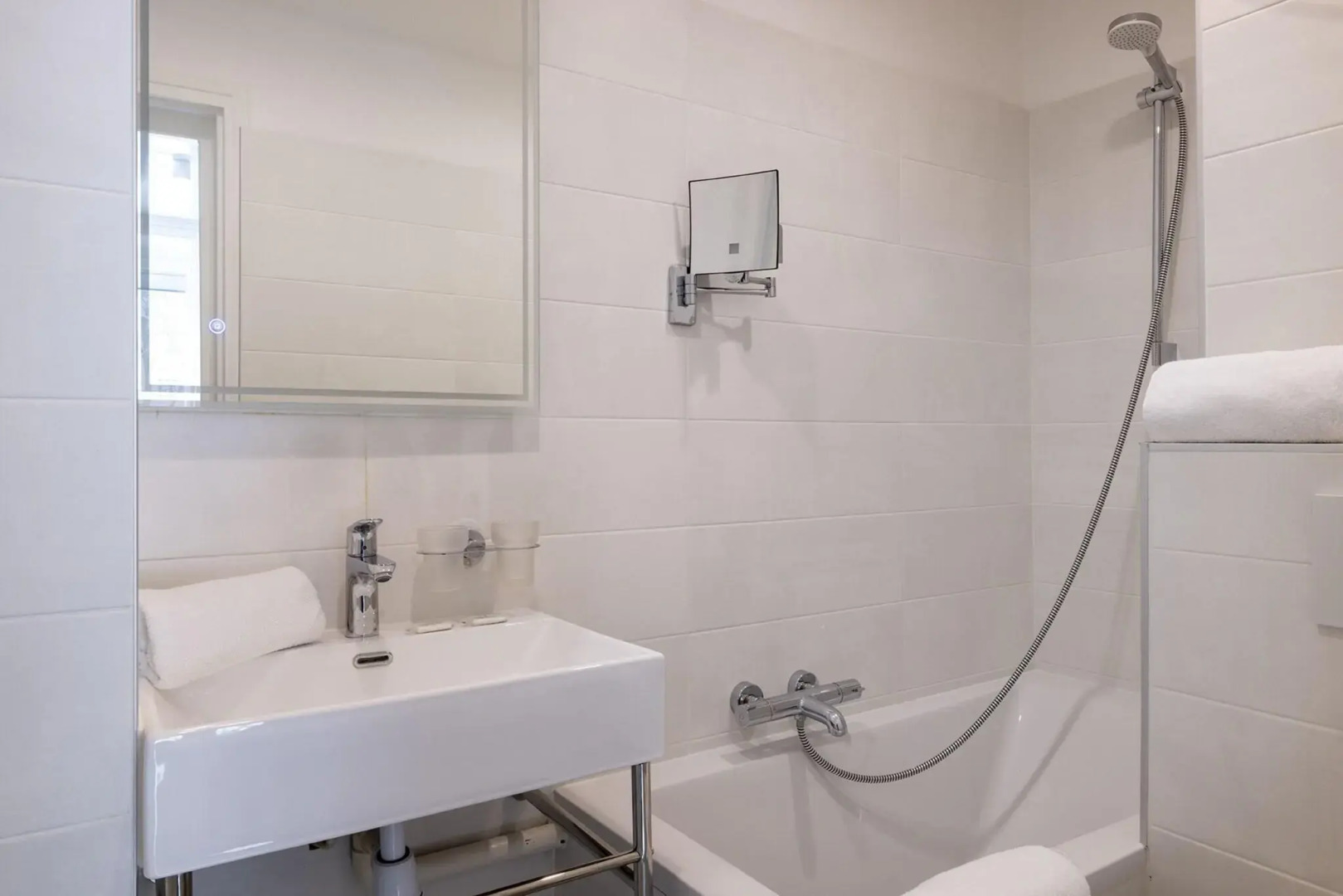 Photo - Hôtel Nude Paris - Color Vision