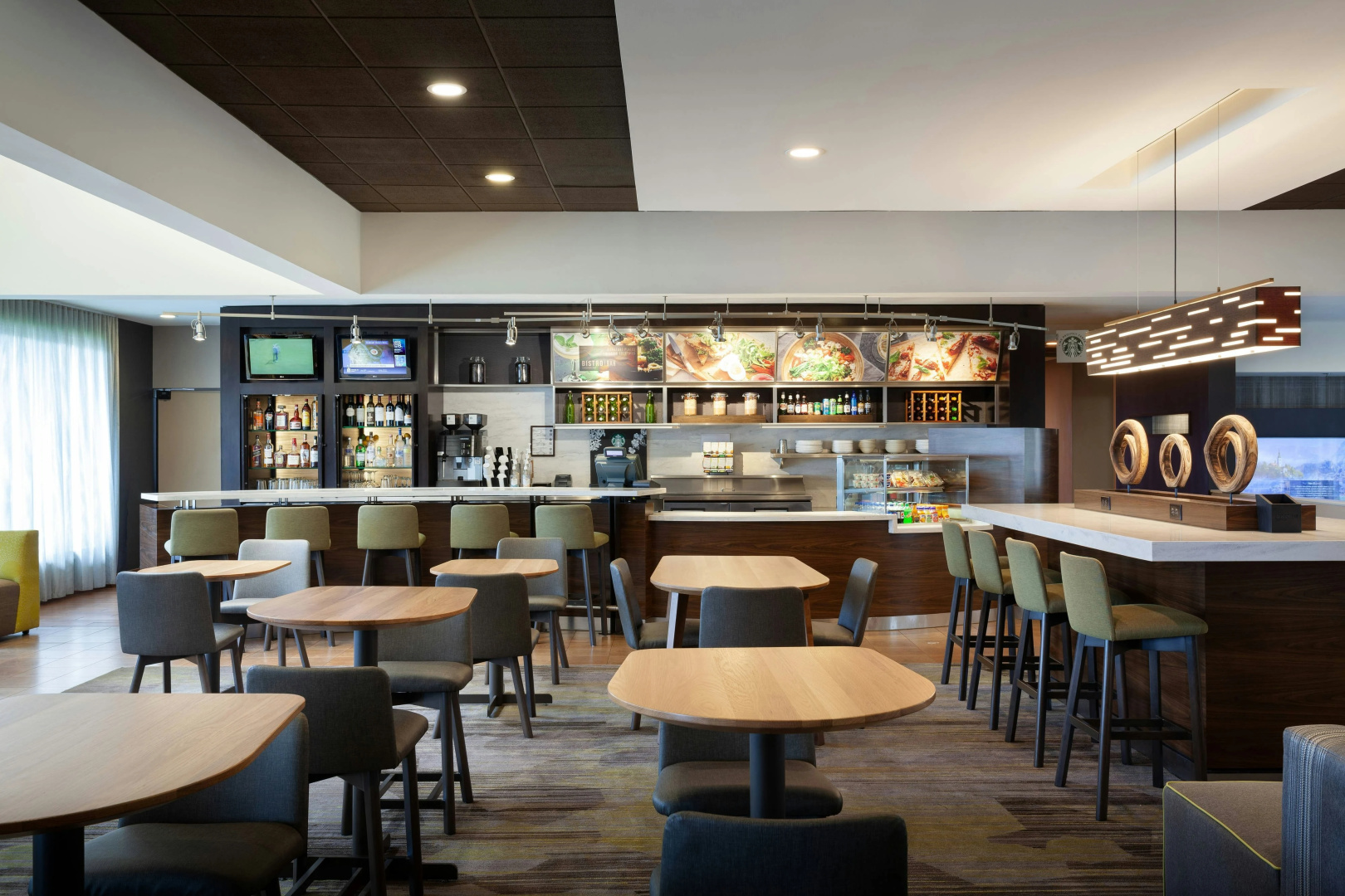 Photo - Courtyard by Marriott Tampa Westshore/Airport