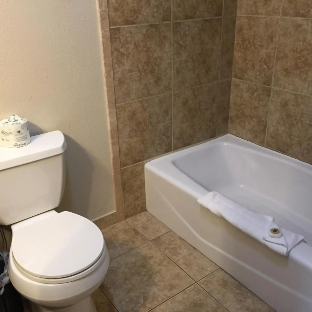 Photo - Hotel Iris - Mission Valley-San Diego Zoo-SeaWorld