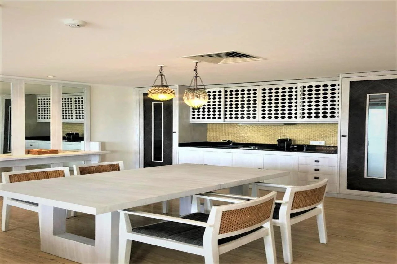 Foto - Away Bali Legian Camakila