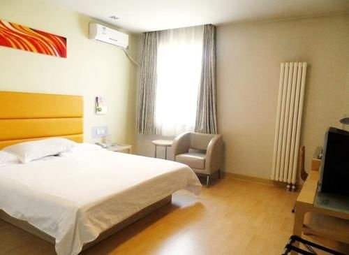 Grace Inn (Laiwu Fengcheng West Street Jiazhou Street)