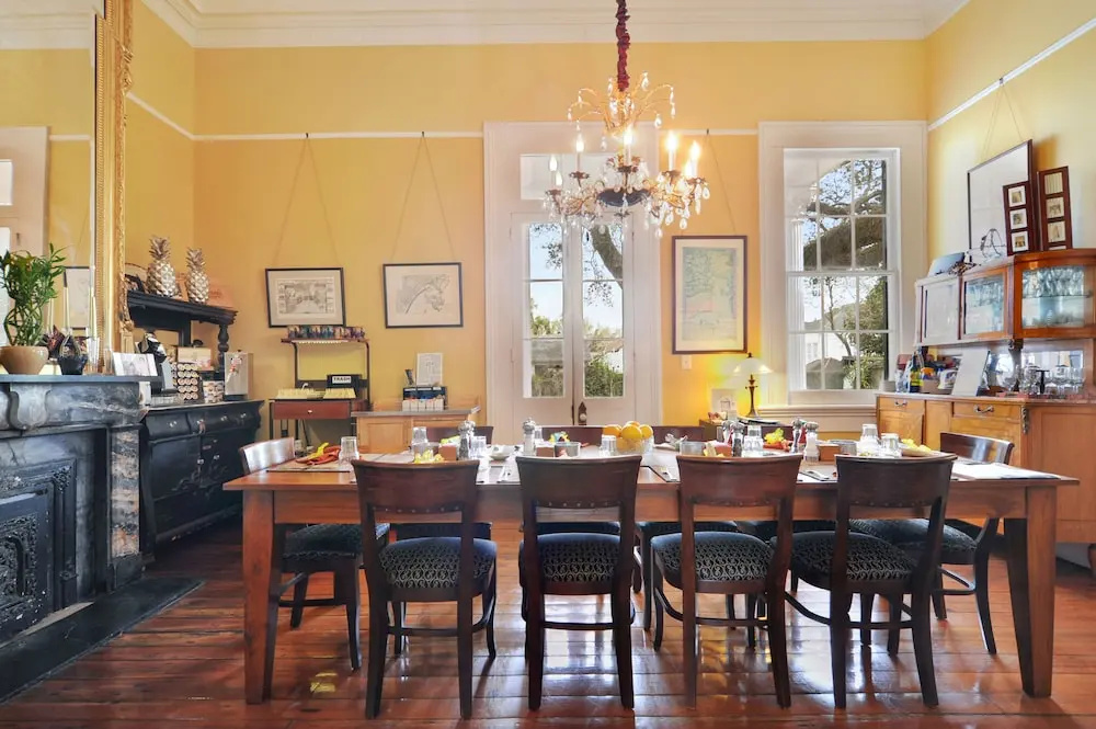 Photo - Ashton's Bed and Breakfast