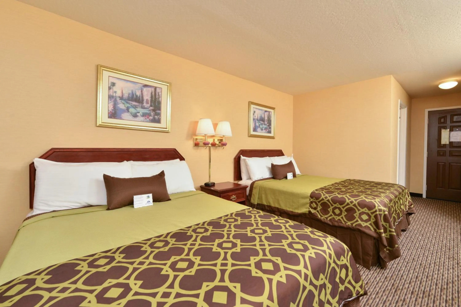 Photo - Americas Best Value Inn San Jose Convention Center