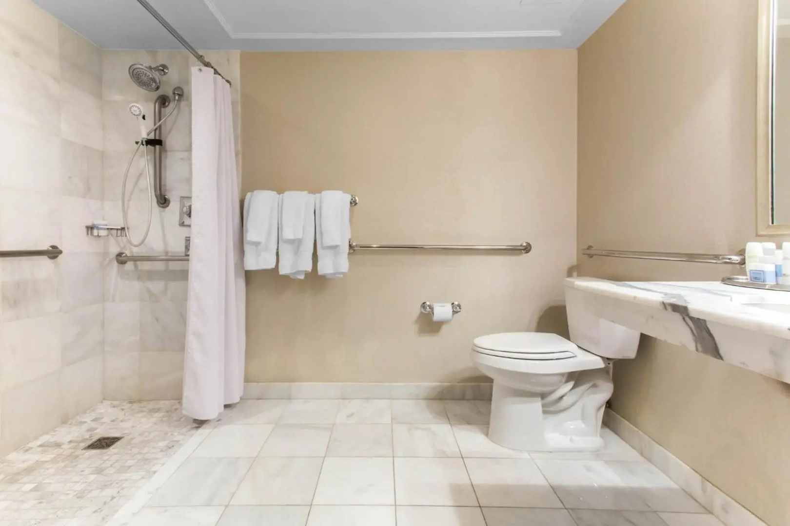 Photo - Omni Royal Orleans Hotel