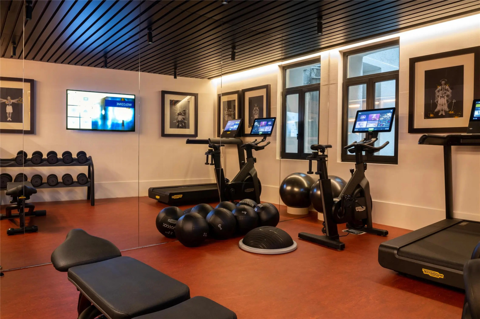 Photo - Hotel Montera Madrid, Curio Collection By Hilton