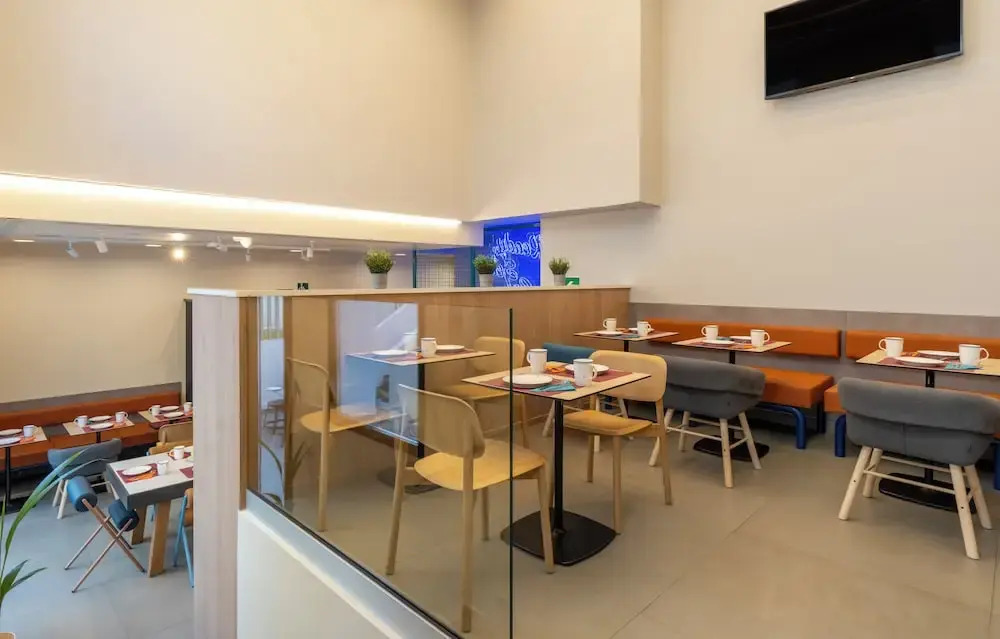 Foto - ibis budget Valencia Centro Puerto