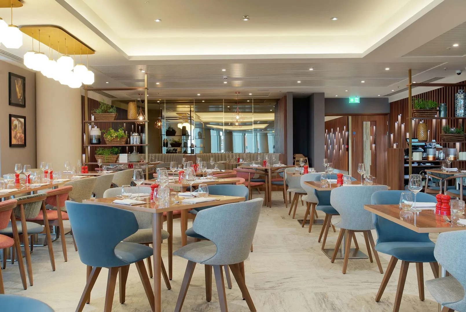 Photo - Hilton Garden Inn London Heathrow Terminal 2 and 3