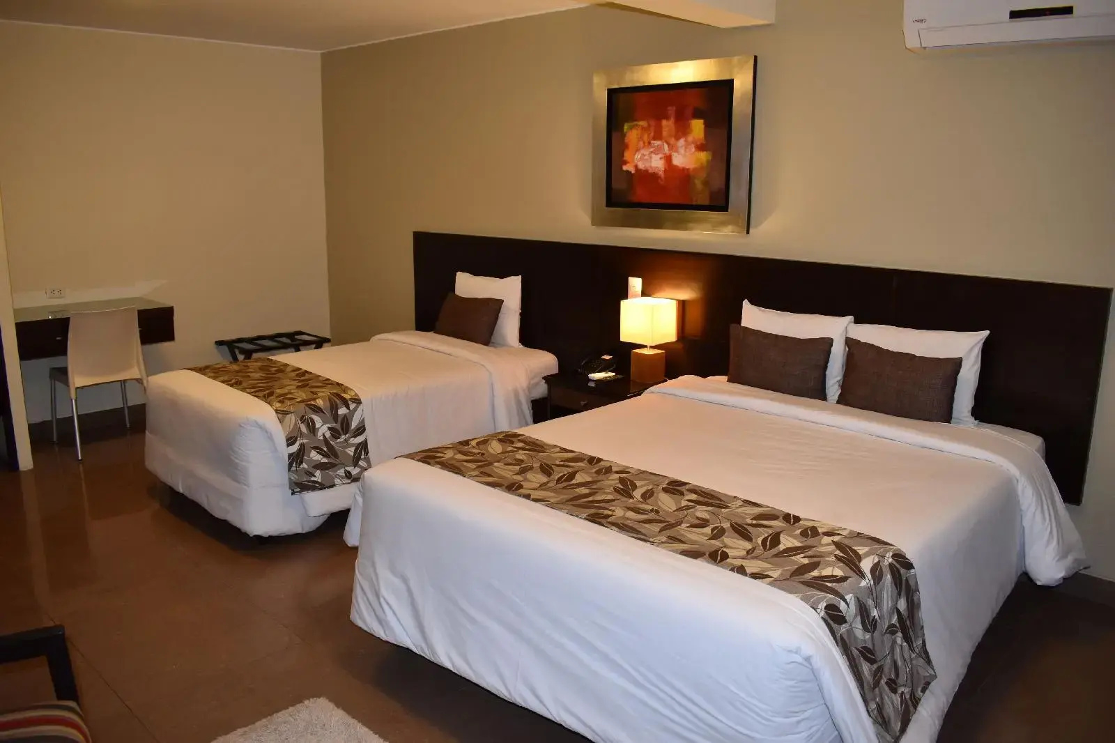 Photo - Hotel El Tambo 1