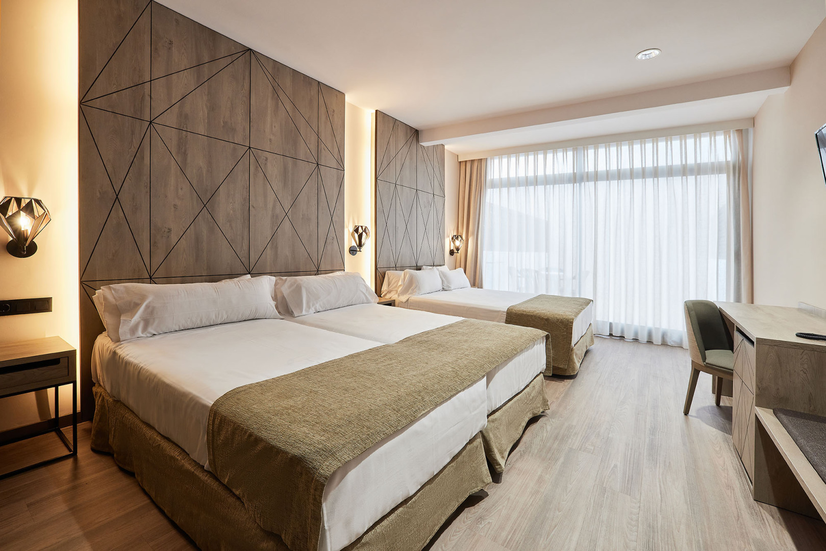 Photo - Hotel Bristol 4 Sup